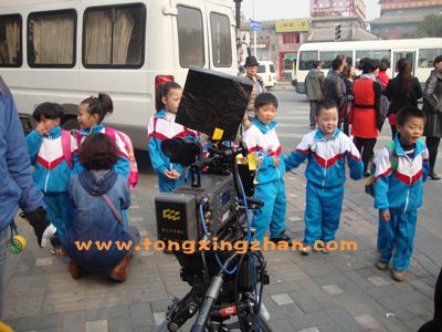 中国童星站主推儿童演员参加《腾讯网站宣传片》的拍摄