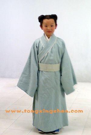 中国童星站主推儿童演员参加纪录片《中国有个海南岛之白玉蟾》的拍摄