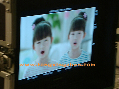 中国童星站推荐的儿童演员参加《金锣肉粒多火腿广告》的拍摄