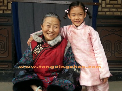 中国童星站主推儿童演员参加电视剧《天下第一军》的拍摄