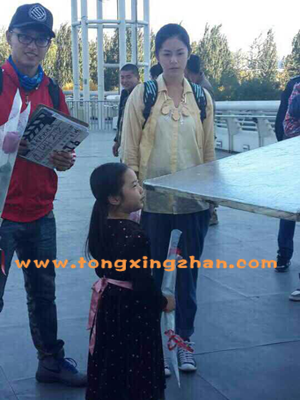 中国童星站学员参加电视剧《背着奶奶进城》的拍摄