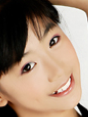 姜 依